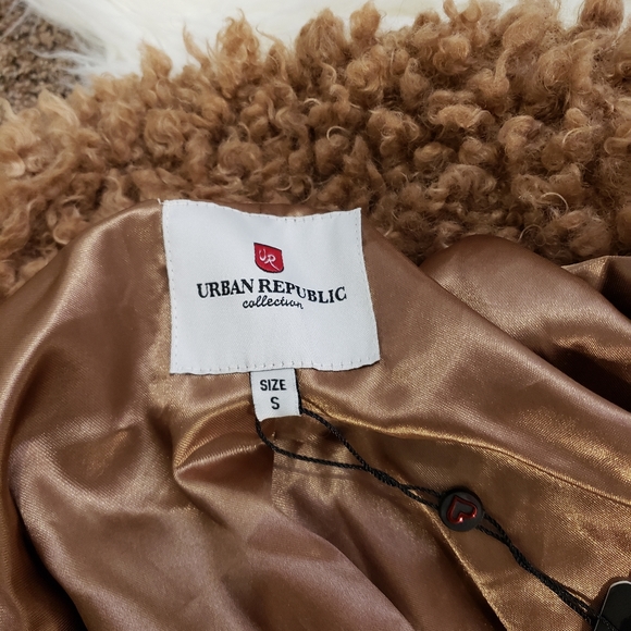 🛍Urban Republic Faux Fur Teddy Coat BNWT/Latte - Picture 7 of 7